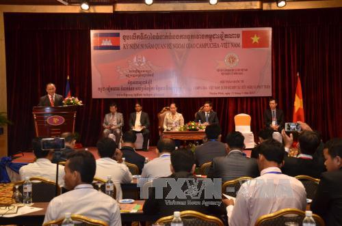 Phó Thủ tướng Campuchia Men Sam Ol: Việt Nam đã giúp đỡ xây dựng hòa bình